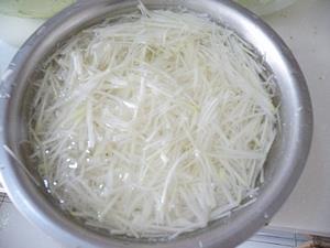 沂蒙闷菜怎么做，沂蒙闷菜怎么做好吃，沂蒙闷菜做法