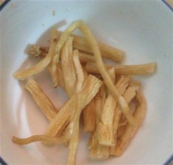茶树菇排骨汤怎么做，茶树菇排骨汤怎么做好吃，茶树菇排骨汤做法