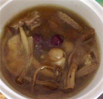 茶树菇排骨汤怎么做，茶树菇排骨汤怎么做好吃，茶树菇排骨汤做法