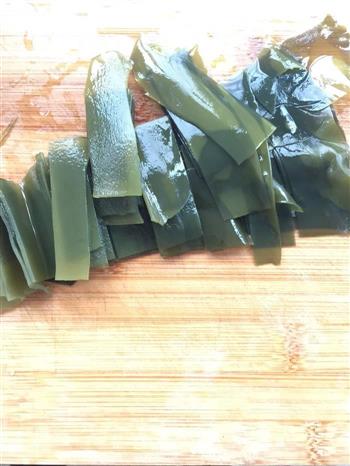 日式海带豆腐汤怎么做，日式海带豆腐汤怎么做好吃，日式海带豆腐汤做法