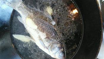 草鱼豆腐汤怎么做，草鱼豆腐汤怎么做好吃，草鱼豆腐汤做法