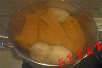 金秋南瓜饼怎么做，金秋南瓜饼怎么做好吃，金秋南瓜饼做法