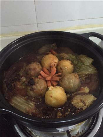 塔吉白菜鱼丸怎么做，塔吉白菜鱼丸怎么做好吃，塔吉白菜鱼丸做法