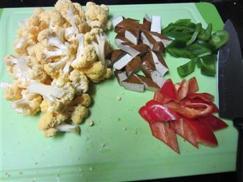 橙色花菜炒素怎么做，橙色花菜炒素怎么做好吃，橙色花菜炒素做法