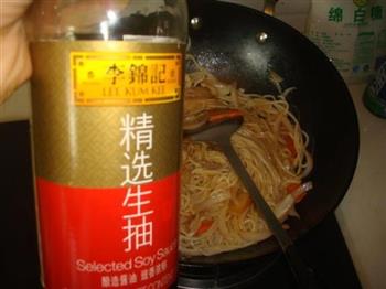 蚝油炒米粉怎么做，蚝油炒米粉怎么做好吃，蚝油炒米粉做法