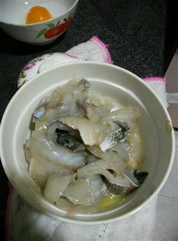 拌鱼片和鱼头汤怎么做，拌鱼片和鱼头汤怎么做好吃，拌鱼片和鱼头汤做法