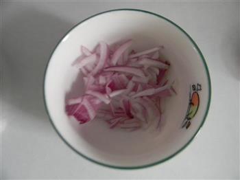 舌尖上的美食-油煎华子鱼怎么做，舌尖上的美食-油煎华子鱼怎么做好吃，舌尖上的美食-油煎华子鱼做法