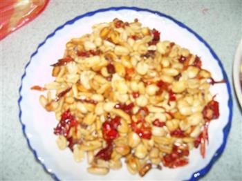 酥香麻辣花生米怎么做，酥香麻辣花生米怎么做好吃，酥香麻辣花生米做法