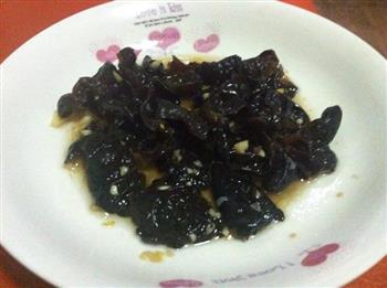 蒜蓉木耳怎么做，蒜蓉木耳怎么做好吃，蒜蓉木耳做法