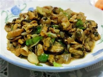 时蔬炒青口怎么做，时蔬炒青口怎么做好吃，时蔬炒青口做法