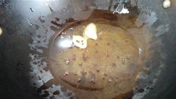 皮香肉嫩-豆豉干煎华子鱼怎么做，皮香肉嫩-豆豉干煎华子鱼怎么做好吃，皮香肉嫩-豆豉干煎华子鱼做法