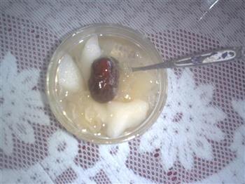 红枣银耳雪梨汤怎么做，红枣银耳雪梨汤怎么做好吃，红枣银耳雪梨汤做法