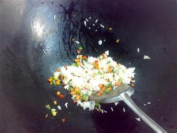 墨鱼小饭墩怎么做，墨鱼小饭墩怎么做好吃，墨鱼小饭墩做法