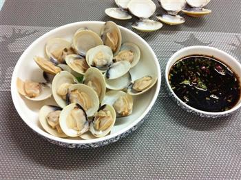 蛤蜊鱼头汤怎么做，蛤蜊鱼头汤怎么做好吃，蛤蜊鱼头汤做法