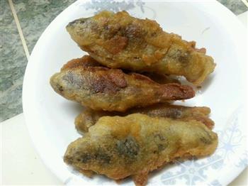 炸禾花鱼怎么做，炸禾花鱼怎么做好吃，炸禾花鱼做法