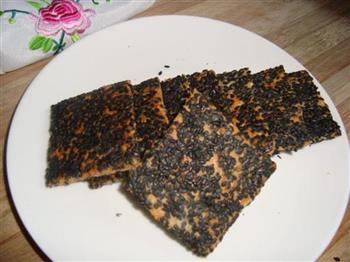 黑芝麻方块酥怎么做，黑芝麻方块酥怎么做好吃，黑芝麻方块酥做法