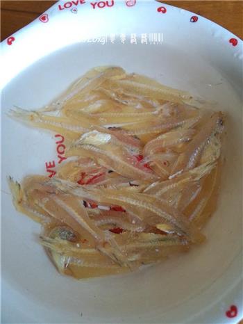 银鱼蚕豆汤怎么做，银鱼蚕豆汤怎么做好吃，银鱼蚕豆汤做法
