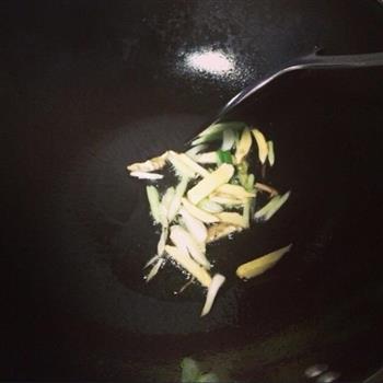 虾蟹粉丝煲怎么做，虾蟹粉丝煲怎么做好吃，虾蟹粉丝煲做法