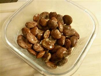 袪湿豆煲双骨汤怎么做，袪湿豆煲双骨汤怎么做好吃，袪湿豆煲双骨汤做法