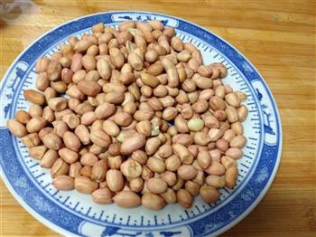 过油花生仁怎么做，过油花生仁怎么做好吃，过油花生仁做法