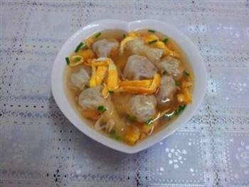鲜蘑猪肉馄饨怎么做，鲜蘑猪肉馄饨怎么做好吃，鲜蘑猪肉馄饨做法