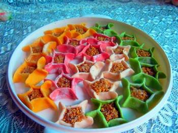 彩色五角饺子怎么做，彩色五角饺子怎么做好吃，彩色五角饺子做法