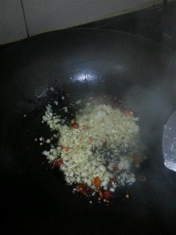 水芹菜怎么做，水芹菜怎么做好吃，水芹菜做法