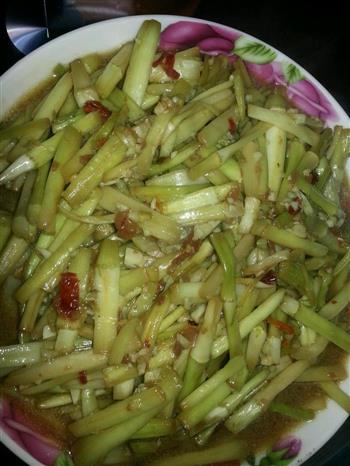 水芹菜怎么做，水芹菜怎么做好吃，水芹菜做法