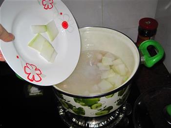 小鱼冬瓜汤怎么做，小鱼冬瓜汤怎么做好吃，小鱼冬瓜汤做法