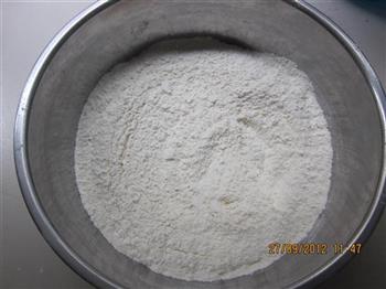 自做油条怎么做，自做油条怎么做好吃，自做油条做法