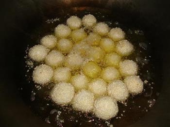 雪梨芝麻串怎么做，雪梨芝麻串怎么做好吃，雪梨芝麻串做法