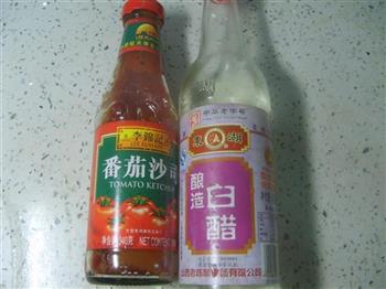 家常糖醋丸子怎么做，家常糖醋丸子怎么做好吃，家常糖醋丸子做法