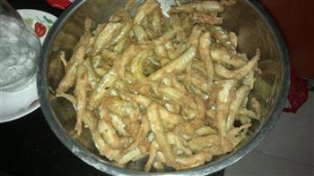 酥炸小白条怎么做，酥炸小白条怎么做好吃，酥炸小白条做法