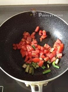 蘑菇莜面鱼鱼怎么做，蘑菇莜面鱼鱼怎么做好吃，蘑菇莜面鱼鱼做法