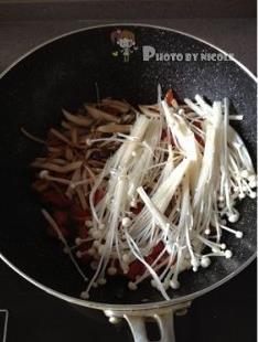 蘑菇莜面鱼鱼怎么做，蘑菇莜面鱼鱼怎么做好吃，蘑菇莜面鱼鱼做法