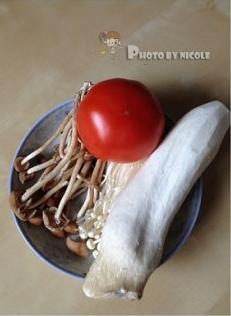 蘑菇莜面鱼鱼怎么做，蘑菇莜面鱼鱼怎么做好吃，蘑菇莜面鱼鱼做法
