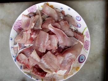 香辣紫苏鱼片怎么做，香辣紫苏鱼片怎么做好吃，香辣紫苏鱼片做法