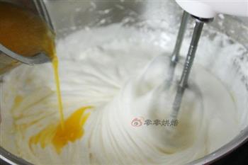芝麻花生牛轧糖怎么做，芝麻花生牛轧糖怎么做好吃，芝麻花生牛轧糖做法