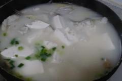 龙头鱼豆腐汤怎么做，龙头鱼豆腐汤怎么做好吃，龙头鱼豆腐汤做法
