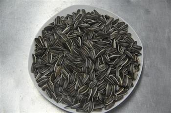 烤原味瓜子怎么做，烤原味瓜子怎么做好吃，烤原味瓜子做法