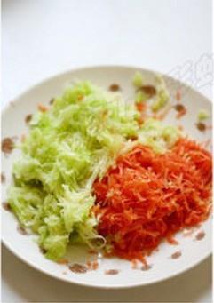 蔬菜豆渣饼怎么做，蔬菜豆渣饼怎么做好吃，蔬菜豆渣饼做法