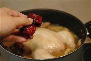 笋干土鸡煲怎么做，笋干土鸡煲怎么做好吃，笋干土鸡煲做法