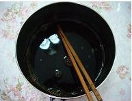 桂花蜜汁龟苓膏怎么做，桂花蜜汁龟苓膏怎么做好吃，桂花蜜汁龟苓膏做法