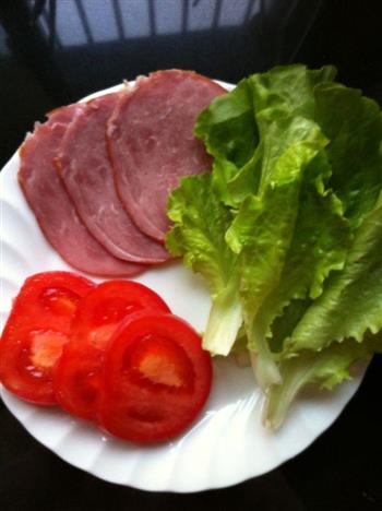 火腿鸡蛋菠菜卷怎么做，火腿鸡蛋菠菜卷怎么做好吃，火腿鸡蛋菠菜卷做法