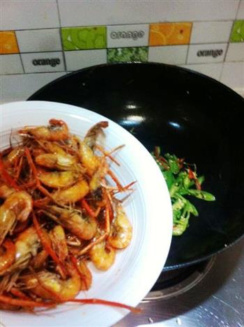 香辣椒盐河虾怎么做，香辣椒盐河虾怎么做好吃，香辣椒盐河虾做法