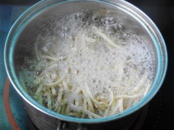 豆腐皮拌三丝怎么做，豆腐皮拌三丝怎么做好吃，豆腐皮拌三丝做法