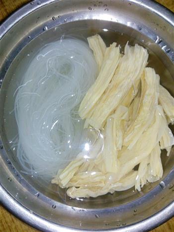肉丸粉丝腐竹汤怎么做，肉丸粉丝腐竹汤怎么做好吃，肉丸粉丝腐竹汤做法