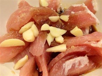 白菜瘦肉炖米粉怎么做，白菜瘦肉炖米粉怎么做好吃，白菜瘦肉炖米粉做法
