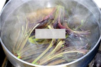 香椿蛋卷怎么做，香椿蛋卷怎么做好吃，香椿蛋卷做法