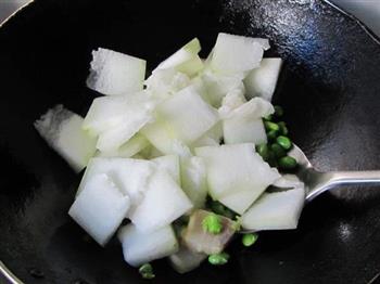 冬瓜毛豆咸肉汤怎么做，冬瓜毛豆咸肉汤怎么做好吃，冬瓜毛豆咸肉汤做法